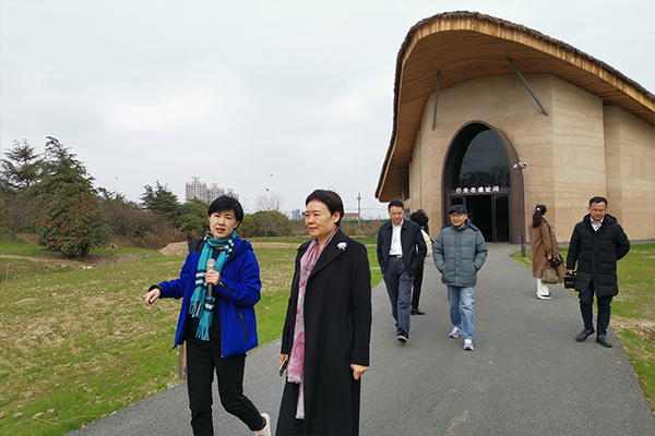 d381031dfb62a116623584f8aecaa6f1.jpg